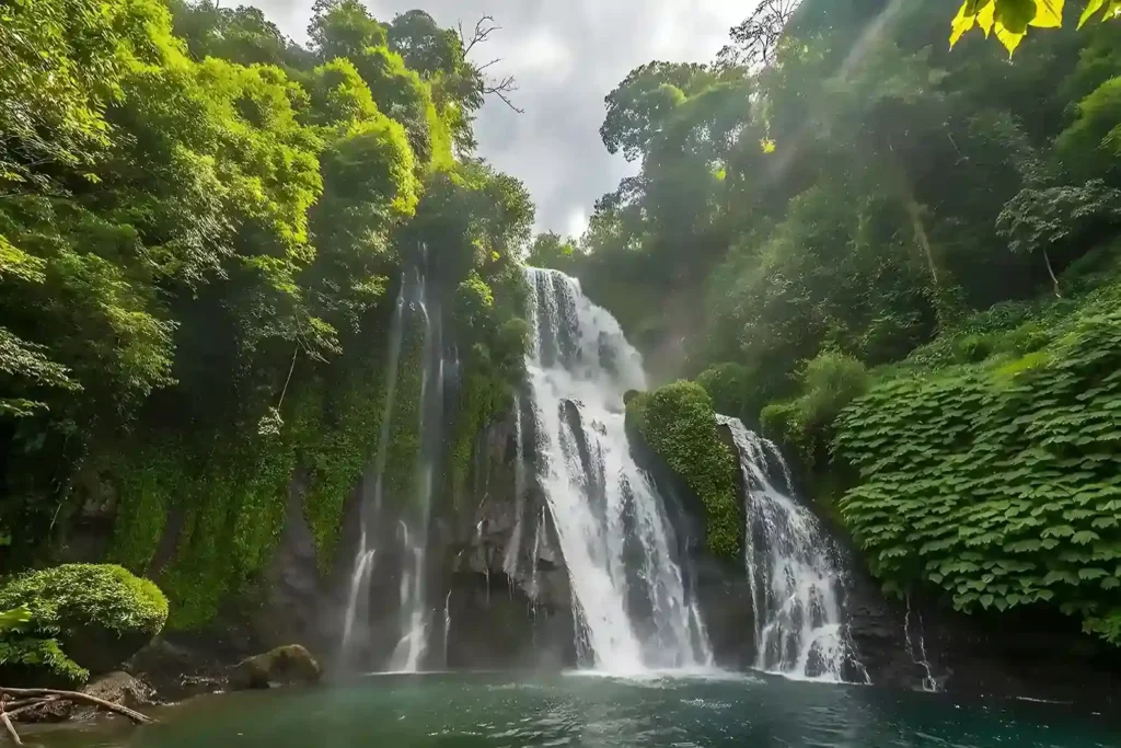 Air Terjun Banyumala: Surga Tersembunyi yang Penuh Pesona di Bali